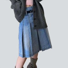 Introducing the 2023 Spring-Summer Collection's knee-length pleated denim skirt. a must-have for any fashionista looking to make a statement! This modern. high-waisted take on the 90s classic features a light wash. midi length. and zipper closure ââ‚?perfect for any occasion.Why You'll Love It: 90s Style Refreshed: Reimagine the classic grunge look with a modern twist. bringing the past back to life. Light Wash: A light wash to ensure the perfect balance between a contemporary feel and vintage v Classic Grunge, Pleated Denim Skirt, Pleated Denim, Grunge Look, 90s Style, Back To Life, The 90s, 90s Fashion, Summer Collection