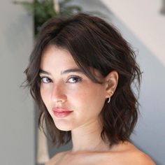 Bob Hairstyle Ideas, Vlasové Trendy, Hair Inspiration Short, Trendy Hairstyle, Short Layered Haircuts, Shot Hair Styles, Short Wavy Hair, 짧은 머리, Short Hair Haircuts