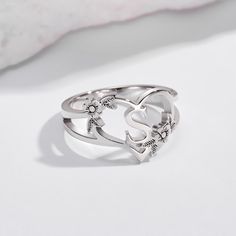 Item specifics Style: Custom Initial Letter Heart and Flowers Ring Material: Sterling Silver 925 Custom Initial Heart and Flowers Ring - This dainty ring is designed with an elegant heart-shaped symbol and a customizable letter of your choice. Personalized Initial Ring - Make your gift extra special by customizing the ring with your loved one's initial. This unique feature makes it a thoughtful and meaningful gift for anniversaries, birthdays, or just because. Flowers Detailing - The ring is bea Ring With Letter, Just Because Flowers, Personalized Initial Ring, Flowers Ring, Zierlicher Ring, Romantic Gestures, Initial Ring, Custom Initials, Gifts For Your Girlfriend