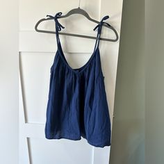 Ties At Shoulder Super Cute New With Tags Navy Tank Top, Old Navy Tank Tops, Spring Clothes, Old Navy Tops, Summer Cotton, Navy Tops, Ariel, Tank Top Shirt, Spring Outfits