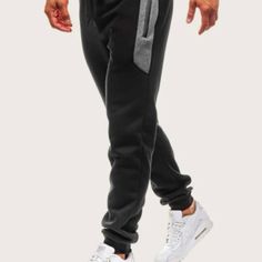 ***Brand New Never Worn*** Men’s Contrast Panel Drawstring Sweatpants Bought On Amazon For $29.99. (See Last Pic). High Quality And Comfortable. Size: L Or Xl * Size: L Or Xl Ships Same Day. Other Sizes Available But May Take 7-10 Days To Ship. Please Message Me If You Need A Different Size.* Color: Black Pattern Type: Colorblock Details: Drawstring Type: Jogger Closure Type: Drawstring Waist Waist Line: Natural Length: Long Fit Type: Loose Fabric: Slight Stretch Material: Fabric Composition: 95 Black Drawstring Sportswear Pants, Black Sweatpants With Drawstring For Gym, Black Sportswear Joggers With Drawstring, Black Drawstring Joggers Sportswear, Black Drawstring Joggers For Sportswear, Black Drawstring Jogging Pants, Black Drawstring Pants For Jogging, Urban Outfitters Men, Pocket Sweatpants