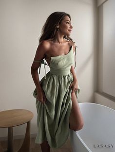 Lasaky - Cotton Halter Dress with a Stylish and Sexy Open Back Strap Design Backless Maxi Dresses, Alternative Outfits, Strap Design, Evening Attire, Glamorous Evening Gowns, Flowing Maxi Dress, Collar Dress, Back Strap, Comfy Outfits