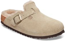 Boston Shearling clogs are classic clogs from Birkenstock with contoured cork footbeds that support all the arches in your feet and conform to them for a personalized fit. Shearling Clogs, Boston Shearling, Birkenstock Boston Shearling, Birkenstock Women, Hiking Jacket, Kids' Bag, Gifts For Campers, Platform Clogs, Birkenstock Boston