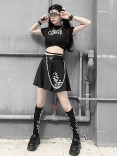 ❤︎ Dark Gothic Chain Abeation High West Skirt❤︎ Taobao Brands, Harajuku Goth, Umbrella Skirt, Press The Button, Pearl Bag, High Waist Skirt, Dark Gothic, Waist Skirt, High Waisted Skirt