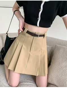 Y2k Style Solid Mini Skort, High Waist Pleated Skirt For School, Trendy A-line Pleated Mini Skirt, Y2k Fitted Pleated Skirt, Solid Color Pleated Mini Skirt For School, Short Pleated Skirt For School, Trendy A-line Skort With Lined Skirt, Trendy Fitted A-line Skort, High Waist Mini Skirt For Office