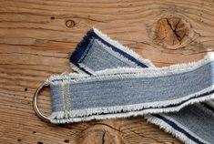 "This is a new item I have added to DavidsonStudio.    My denim craze continues.. I have denim garment remnants that I just can't throw away.. I must continue to create.    I have plans for several belts in various sizes and color combinations.  Each belt is unique and one of a kind!  Enjoy!! This belt is made using strips of light and dark wash denim that has been frayed on the edges and stitched together.  This is a D-Ring belt that is adjustable to fit most sizes.   It is 1.5\" wide (4 cm) an Sustainable Denim, Statement Belt, D Ring Belt, Ring Belt, Denim Belt, Tie Dye Outfits, Denim Accessories, Suspender Belt, Denim Design