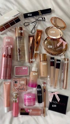 Makeup Collection Goals, Makeup Bag Essentials, Fancy Makeup, Makeup Needs, Makeup To Buy, Makeup Obsession, Luxury Makeup, Makeup Items