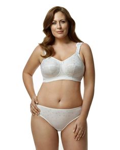 Our Super Curves Jacquard Bra offers amazing support and customization! With a 3-piece cup, full cup sling, custom buckle-straps, movable pads and two-ply high-power back for a smooth fit - this bra is perfect for everyday wear. Plus the jacquard fabric blends style and function to keep you looking great all day long! Elila Elila Women's  Super Curves Full Coverage Softcup Bra | White | Intimates | Materials & Care Instructions: ['50% Nylon, 100% Polyester', 'Hand wash', 'Imported'] Shoulder Strain, Foto Langka, Bra Video, Big Bra, Support Bra, Lingerie Drawer, Full Coverage Bra, Support Bras, Full Figured