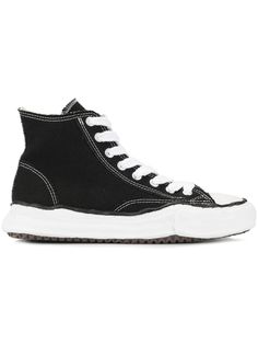 Maison Mihara Yasuhiro, Maison Mihara, Ugly Shoes, Black And White Canvas, Men's Footwear, Hi Top, Lace Tops, Lace Up Shoes, Sneakers Black