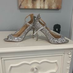 Badgley Mishka Peep Hole Heels Worn One Time . These Are Bling Bling Bling . Only Wear On The Bottom Sole . Only Worn Indoors . A Real Statement Shoe Size 8 True To Size Badgley Mischka Shoes, Statement Shoe, Badgley Mischka, Bling Bling, Shoes Women Heels, Shoes Heels, Women Shoes, Heels, Silver