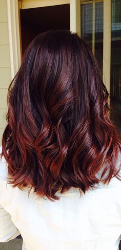 Cherry cola hair for fall Cherry Cola Hair, Red Balayage Hair, Birthday Hair, Fresh Hair, Hair Color Balayage, Medium Hair Cuts