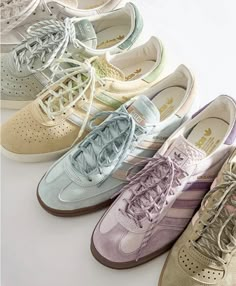 Men's Adidas (men), Footwear Fashion, Shoe Wishlist, Funky Shoes, Summer Sneakers, Shoe Inspo, Aesthetic Shoes, Swag Shoes, Pretty Shoes