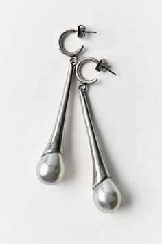 FAUX PEARL METAL EARRINGS - Silver | ZARA United States Elegant Evening Earrings By Zara, Chic Silver Pearl Earrings For Party, Chic Metal Teardrop Earrings For Formal Occasions, Chic Pearl Drop Clip-on Earrings For Party, Chic Silver Single Pearl Earring, Chic Evening Pearl Earrings, Formal Pearl Drop Metal Earrings, Chic Silver Dangle Pearl Earrings, Zara Dangle Earrings With Matching Set