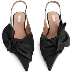 Arket Slingback Kitten-Heel Pumps Elegant Pumps, Black Pumps Heels, Kitten Heel Pumps, Walk This Way, Heel Pumps, Kitten Heel, Chic Wedding, Black Pumps, Evening Wear