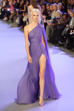 Red Carpet Dresses Purple, Purple Couture Gown, Purple Couture Dress, Purple Gala Dress, Purple Haute Couture, Purple Runway Fashion, Purple Silk Gown, Purple Designer Dress, Purple Evening Gowns