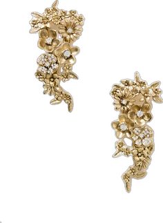 Elegant Gold Jewelry With 3d Flowers, Gold Flower Bridal Earrings For Evening, Elegant Gold Bridal Earrings With 3d Flowers, Gold Bridal Earrings With 3d Flowers, Gold Floral Bridal Earrings For Evening, Evening Bridal Earrings With Gold Flower Shape, Formal Gold Earrings With 3d Flowers, Formal Gold Flower Earrings With 3d Details, Gold 3d Flower Earrings For Formal Occasions