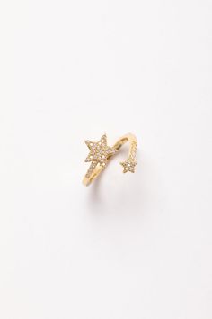 Preppy Ring, Bracelet Star, Preppy Jewelry, Gold Girl, Jewelry Accessories Ideas, Dope Jewelry, Classy Jewelry, Stacked Jewelry, Jewelry Lookbook