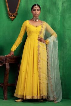 Shop for Jigar Mali Yellow Georgette Embroidered Anarkali Set for Women Online at Aza Fashions V Neck Anarkali, Yellow Anarkali, Yellow Embroidery, Cozy Sweater Dress, Desi Wedding Dresses, Traditional Attires, Embroidered Anarkali, Anarkali Dress Pattern, Long Frocks