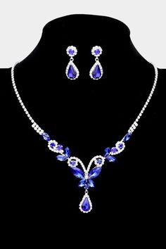 Luxury Blue Necklace For Formal Occasions, Formal Hallmarked Blue Necklaces, Elegant Blue Necklace With Jewels, Luxury Blue Necklaces With Matching Earrings, Dragon Goddess, Elegant Blue Butterfly Necklace With Charm, Royal Blue Jewelry, Christmas Hairstyles, Silver Diamond Necklace