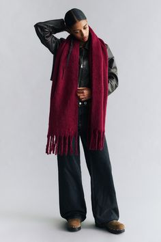 Allsaints Scarf, Red Scarf Outfit, Maroon Scarf, Big Wool, Burgundy Scarf, Thick Scarf, Mohair Scarf, Big Scarf, Yellow Coat