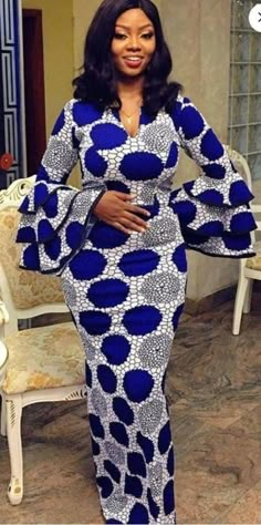 This elegant African women's outfit is specially designed to make you look unique among others in all occasion. our cloths are made with quality fabric, great sewing, neat finishing and the price is affordable. The cloths are of different colors you can choose any color of your choice. Please contact us to make you look unique in all event Wax Styles For Women, Bohemian Print Dress, African Party Dresses, Long African Dresses, African Prom Dresses, African Fashion Skirts, African Dresses Modern, African Wear Dresses, Afrikaanse Mode