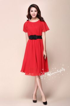 Chiffon Red Short Sleeve Knee Skirt Party Dress Evening Wedding Lightweight Sundress Summer Holiday Beach Dress Bridesmaid Dress Skirt Detail Info: ❤ Color: red More color choice: https://www.etsy.com/listing/213656440/chiffon-dress-color-card? Please note the color you want with your order. ❤ Material: Chiffon ❤The dress doesn't limit the chest size and waitst size, arm hole 45cm (if your upper arm circle circumference is more than 40cm, please not your size with order, we will make your dress Fitted Red Chiffon Dress For Banquet, Red Fitted Chiffon Dress For Banquet, Red A-line Chiffon Party Dress, Knee-length Chiffon Dress For Wedding, Fitted Red Chiffon Dress, Red Fitted Chiffon Bridesmaid Dress, Knee-length Chiffon Dress For Wedding Guest, Flowy Knee-length Chiffon Wedding Dress, Red Chiffon Party Dress For Spring