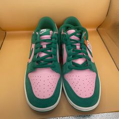 Nike Dunk Low Retro Se Color: Med Soft Pink/Malachite-Sail Size: 9.5 Brand New (Never Worn) Green Round Toe Skate Shoes With Laces, Green Leather Sneakers With Speckled Midsole, Green Round Toe Sneakers, Nike Green Leather Custom Sneakers, Green Skate Shoes With Rubber Sole, Green Round Toe Skate Shoes With Rubber Sole, Green Sneakers With Cushioned Footbed And Round Toe, Green Cushioned Round Toe Sneakers, Sporty Green Custom Sneakers With Branded Heel Counter