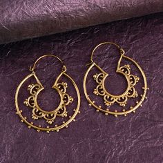 A Pair of Vintage Filigree Plug Hoop Statement Earring, 9k Gold Earrings Portuguese Filigree 9k Gold Women Queen We provide the Excellent quality Jewelry to our Customers. Customer satisfaction is our first priority. All sizes are available for any query contact us. Handmade Items PRODUCT              :- Earring Material                  :- Brass        We have Brass rings in all size for both men and women. We always use precious and semi precious gemstone for making jewelry.If you have any design in your mind so please let us know we will try our best to made it( For customization Making charges will apply). we give fast delivery service . If you have any questions or problem please contact us :- ♥Thank you for Visiting my shop! SinghHandmadeDesigns Gold-plated Hoop Earrings For Festivals, Festival Hoop Earrings, Gold Hallmarked Brass Hoop Earrings, Hallmarked Gold Brass Hoop Earrings, Gold Pierced Hoop Earrings For Festivals, Gold Pierced Hoop Earrings For Festival Wear, Yellow Gold Brass Hoop Earrings With Intricate Design, Ornate Gold Hoop Jewelry, Brass Filigree Hoop Earrings