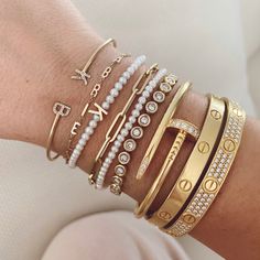 Paris Filter Bracelet 💘., Pearl Letters, Bracelet Diamond, Letter Bracelet, Jewelry Accessories Ideas, Dope Jewelry, Mini Mini, Jewelry Lookbook, Stacked Jewelry