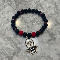 New Handmade Ghost Face Bracelet, Horror Movie Merch, Ghostface Merch, Scream Bracelet, Brackets Ideas, Ghostface Wallpaper, Horror Things, Bell Costume, Horror Merch