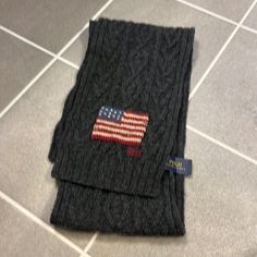 Brand New With Tags. Authentic Item. Ralph Lauren Scarves, Black American Flag, Red Plaid Scarf, Ralph Lauren Hats, Ribbed Scarf, Reversible Scarf, Mens Scarves, Scarf Set, Wool Plaid