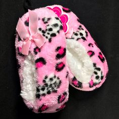 Brand New Plush Soft And Warm Child’s Slippers. Skid Resistant Soles. I Have The Adult Version And The Are Cozy And Comfy! 10% Spandex! Playful Pink Non-slip Slippers, Pink Comfortable Winter Slippers, Comfortable Pink Winter Slippers, Pink Comfy Winter Slippers, Comfortable Non-slip Pink Slippers, Pink Round Toe Winter Slippers, Pink Winter Slippers With Soft Sole, Winter Pink Slippers With Soft Sole, Comfortable Pink Indoor Slippers