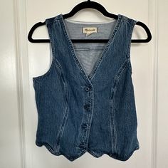 Never Worn, Washed Once (Hoping It’d Shrink So I Could Wear It) Size 8 Only Selling Because Too Big On Me Reviews Said To Size Up, But Because I Have A Smaller Chest, I Could Have Gone True To Size Madewell Top, Jean Vest, Swag Style, Madewell Denim, Small Chest, Denim Vest, Wear It, Madewell, Color Blue