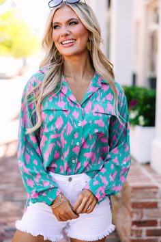 All The Good Emerald Green Abstract Blouse – Shop The Mint Floral Cocktail Dress, Black Tie Dress, Long Sleeve Outerwear, Two Piece Swimwear, Green Abstract, Friend Outfits, Babydoll Top, Button Down Blouse, Romper With Skirt