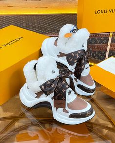 Size: 35-47 It comes with Dust box, Care manual, Tag, and Paper bag.Size Guide: Popular Shoe, Casual Shoes Women Sneakers, Nike Shoes Women Fashion, Pretty Shoes Sneakers, Sneakers Looks, Miz Mooz, Louis Vuitton Boots, Swag Shoes, Louis Vuitton Shoes