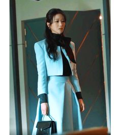 About the product All hail the Fashionista Queen of Eclectic Fashion, It's Okay To Not Be Okay's Seo Ye-ji (서예지), who is back in her latest revenge drama "Eve 이브", after a two-year drama hiatus, as unfortunate victim Lee La-el (이라엘) who was made into an orphan and lost her entire home and family overnight and plotted 13 years of revenge to execute her perfect plan of revenge!Don't miss out on this set of poofy top and skirt with a clean and minimalist design that is guaranteed to make you look e Blue Clothing Sets For Fall, Blue Sets For Fall, Blue Long Sleeve Skirt Suit For Fall, Blue Skirt Suit For Office In Spring, Light Blue Skirt For Work, Blue Skirt Suit For Spring Office Wear, Light Blue Skirt For Workwear, Blue Office Skirt For Fall, Blue Formal Skirt For Fall