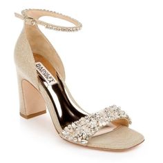 Badgley Mischka Women's Kendall Sparkly Gold Textured Jewel / Rhinestone Embellished Dress Sandals / Heels. Colorway Is Platino. Women's Size 5.5. Condition: New Without Box, But Note Minor Marks On Leather Soles, As Pictured. A Feminine Look With Strength And Beauty. Keep These Stunning Shoes For Special Occasions, Give Them To Blissful Bridesmaids, Or Wear Them On Your Own Wedding Day. This Look Features Stunning Crystals Clustered Creatively, For A Look That Shimmers With Serendipity. - Mp622 Elegant Sparkling Sandals For Wedding, Elegant Embellished Block Heel Wedding Shoes, Elegant Embellished Sandals For Prom, Elegant Sparkling Sandals For Cocktail, Elegant Block Heel Sparkling Sandals, Elegant Sparkling Block Heel Sandals, Elegant Sparkling Sandals For Prom, Elegant Gold Bedazzled Sandals, Elegant Bedazzled Gold Sandals