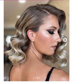 Old Hollywood Waves Medium Hair, Short Hair Glam Waves, Short Hollywood Hair, Short Hair Waves Wedding, Hollywood Curls Short Hair, Waves For Medium Length Hair, Short Bridal Hair