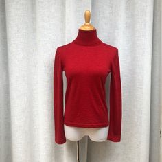 This Is A Beautiful Vintage A Gucci Turtleneck Sweater With Embroidered Logo On The Bottom Of The Sweater. Gorgeous Rich Color. Marked Size 46 Italian, Cashmere/ Silk Blend. Measurements ( Flat) Shoulder To Shoulder 15” Armpit To Armpit 17” Sleeve Length 23” Red Cashmere Sweater With Fine Knit, Casual Fitted Gucci Sweater, Elegant Red Crew Neck Sweater, Elegant Fitted Gucci Tops, Classic Red Fine Knit Sweater, Red Cashmere Winter Top, Gucci Fitted Long Sleeve Top, Red Fine Knit Wool Sweater, Elegant Red Long Sleeve Sweater