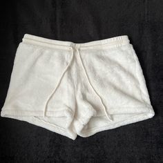 Never Worn Before, Fuzzy White Shorts Cozy Short Bottoms For Summer, Comfortable High-waisted Lounging Shorts, Cozy Short Length Summer Bottoms, Cozy Bottoms With Built-in Shorts For Lounging, Cozy Relaxed Fit Short Bottoms, Cozy Lounging Shorts, Summer Cozy Bottoms With Elastic Waistband, Cozy Summer Bottoms With Elastic Waistband, White Bottoms With Built-in Shorts For Lounging