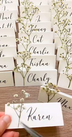 Flowers For Wedding, Crafts Cards, Wedding Activities, Wedding Name, Wedding Prints, Cute Wedding Ideas, Wedding Organization