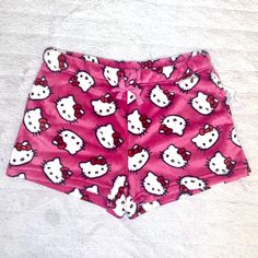 Hello Kitty Pajama Shorts - Size M Super Soft, Cloud-Like Hello Kitty Shorts Brand New Sanrio Pjs, Sanrio Pants, Hello Kitty Shorts, Friends Shorts, Trashy Y2k, Kitty Clothes, Hello Kitty Clothes, Kitty Plush, Hello Kitty Pink