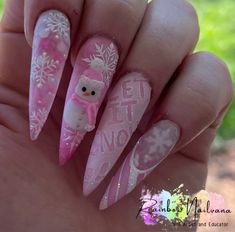 Christmas Nails Freestyle, Writing In The Snow Nails, Let It Snow Nail Designs, Pastel Pink Christmas Nails, Polar Bear Nails Christmas, Pink Winter Nail Ideas, Winter Wonderland Nail Ideas, Snowboard Nails, Snowy Nail Designs