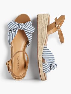 Pretty Sandals, Fashion Shoes Sandals, Stylish Sandals, Cute Sandals, Fashion Heels, Fashion Sandals, Espadrilles Wedges