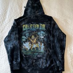 Nwt 2022 Halloween Horror Nights Scare Zone Hoodie. Has Pumpkin Lord On It. Hoodie Is A Tie Dyed Style Colors Mostly Grey With White/Off White Swirls. Main Graphic Or Photo One Is Back Of Hoodie. Front Has Hhn Logo On Left Breast. Cat Friendly Non Smoker Halloween Hoodie For Loungewear, Halloween Hooded Loungewear Hoodie, Hooded Halloween Loungewear Hoodie, Back Of Hoodie, It Hoodie, Horror Nights, Halloween Horror Nights, Cat Friendly, Halloween Horror