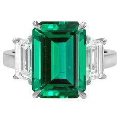 - 7.74ct size natural emerald - GIA certified - Gorgeous rich green color! Will appear richer once mounted as well! - Beautiful emerald cut Garnet And Diamond Ring, Sterling Silver Mens Rings, Platinum Diamond Rings, Tsavorite Garnet, Emerald Diamond Ring, Diamond Jewelry Designs, Garnet Jewelry, Mens Silver Rings, Sterling Silver Mens