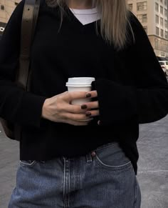 Camila Morrone, Estilo Indie, Earthy Outfits, 가을 패션, Autumn Outfit, Fall Winter Outfits, Look Cool, Get Inspired, Fashion Inspo Outfits