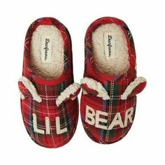 New with Tags LiL Bear  Dearfoams Kids Plaid Clog Slipper Size 11/12 Built for comfort, the super adorable Dearfoams Kids Plaid Clog Slipper is a must-have for every child.  This charming slipper is designed with classic patterning and felt applique for an eye-catching silhouette.  The super soft memory foam insole provides cloud-like comfort and support throughout the day.  Cozy sherpa footbed Felt applique Multi-density cushioned insole with memory foam Indoor/outdoor rubber outsole. Christmas Slippers, Kids Plaid, Bear Slippers, Comfy Slippers, Clog Slippers, Christmas Plaid, Kids Slippers, Bear Ears, Felt Applique