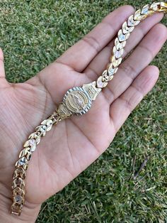 8'5 inch Long Gold Plated  Oro Laminado Tarnish Free Virgin Mary Bracelet, Guadalupe Bracelet, For Her, Jewelry Lookbook, Virgin Mary, Quince, Chain Link Bracelet, Cute Jewelry, Link Bracelets