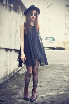 grunge asia Grunge Tights, Teen Winter Outfits, Street Grunge, Look Grunge, Hipster Outfits, Edgy Outfits